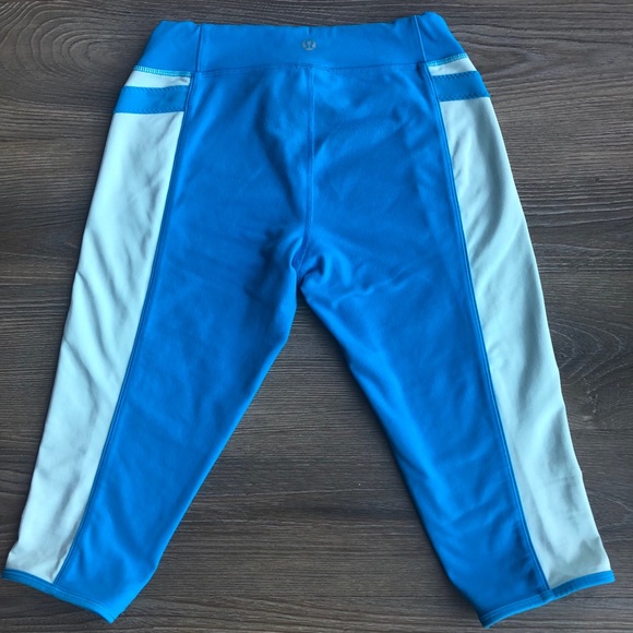 Lululemon Heat It Up Blue Cropped Leggings - Picture 4 of 5